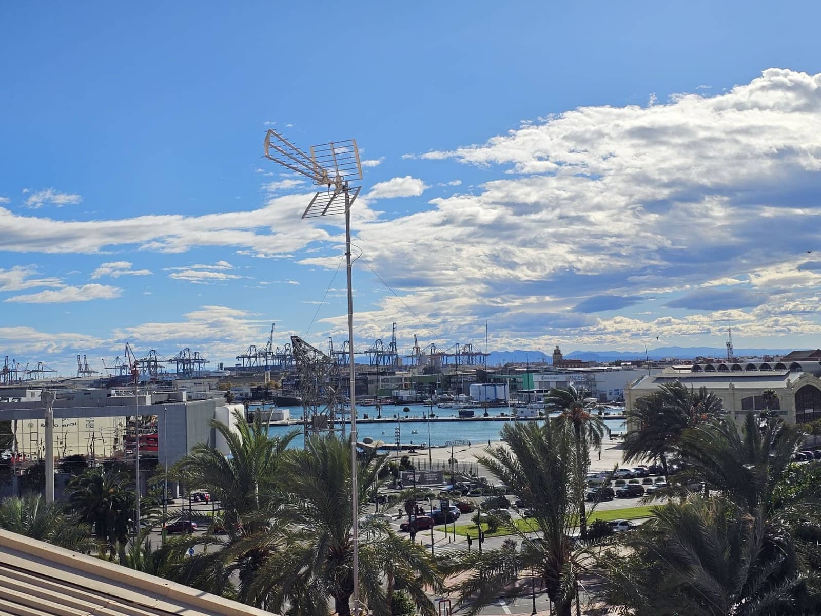 3 soverom Leilighet til leie i Valencia by - € 1 400 (Ref: 9413067)