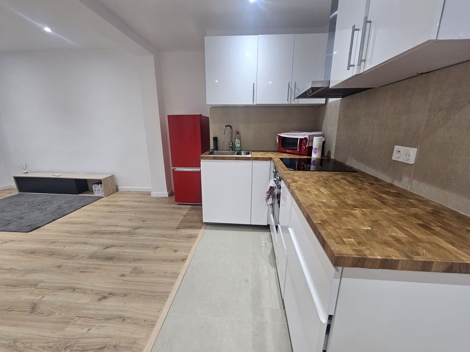 3 bedroom Penthouse for sale in Sagunto / Sagunt - € 150,000 (Ref: 9413070)