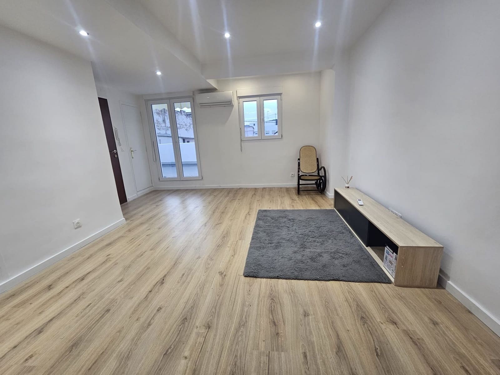 3 bedroom Penthouse for sale in Sagunto / Sagunt - € 150,000 (Ref: 9413070)