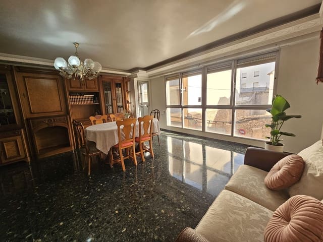 4 soveværelse Lejlighed til salg i Sagunto / Sagunt med garage - € 175.000 (Ref: 9413614)