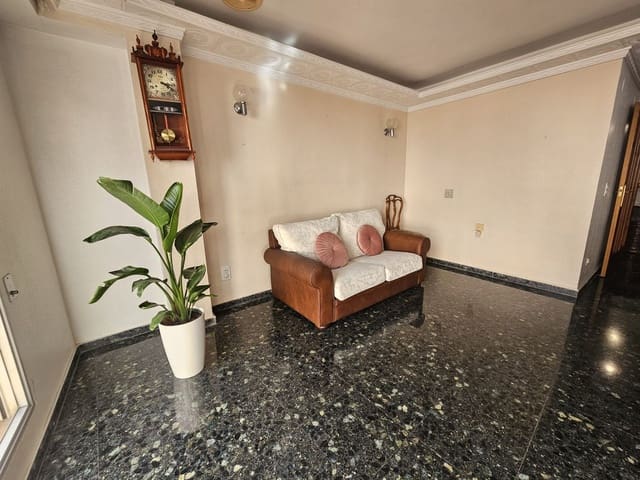 4 soveværelse Lejlighed til salg i Sagunto / Sagunt med garage - € 175.000 (Ref: 9413614)