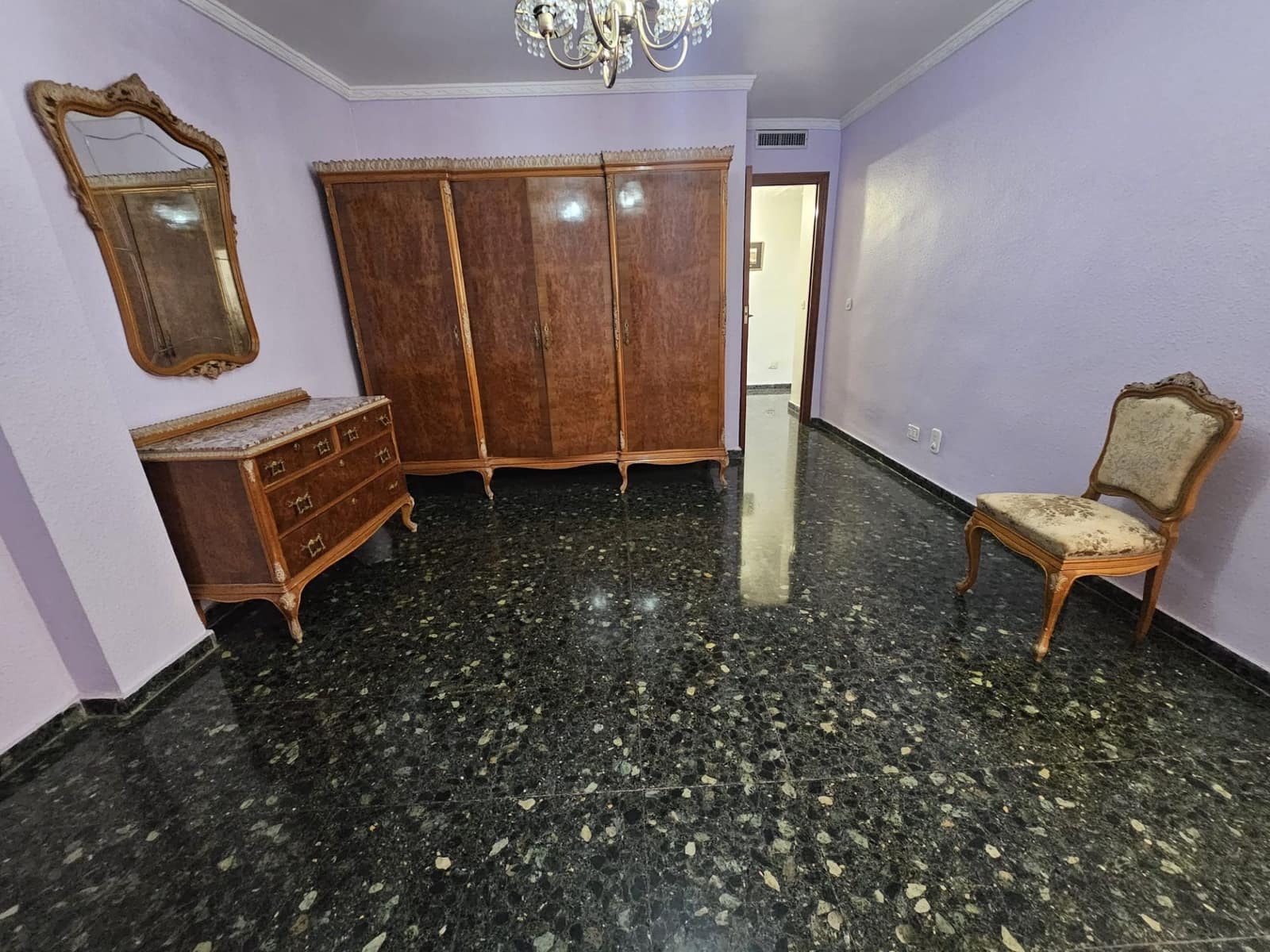 4 bedroom Flat for sale in Sagunto / Sagunt with garage - € 175,000 (Ref: 9413614)