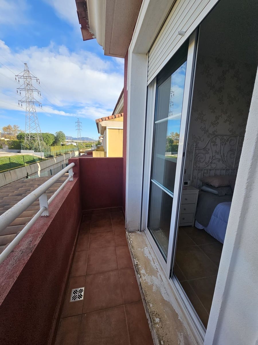 6 soveværelse Villa til salg i Moncada - € 450.000 (Ref: 9419001)