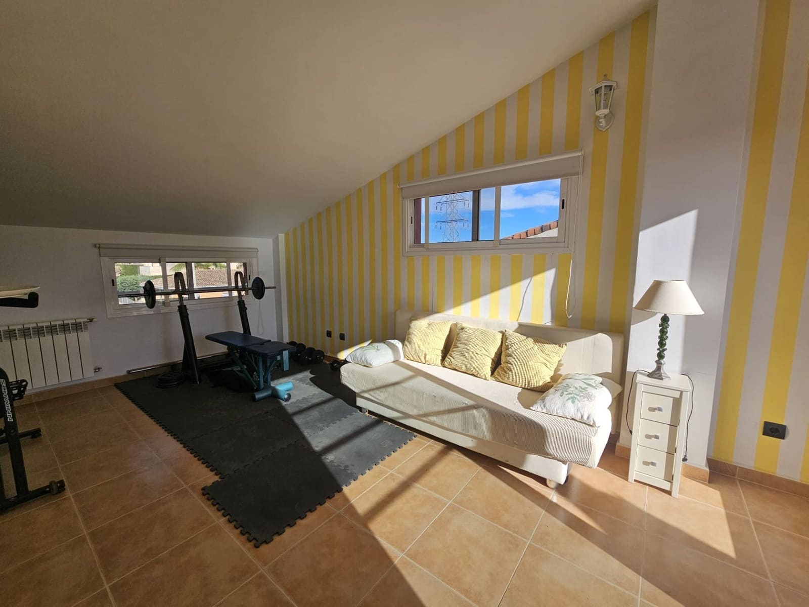 6 soveværelse Villa til salg i Moncada - € 450.000 (Ref: 9419001)