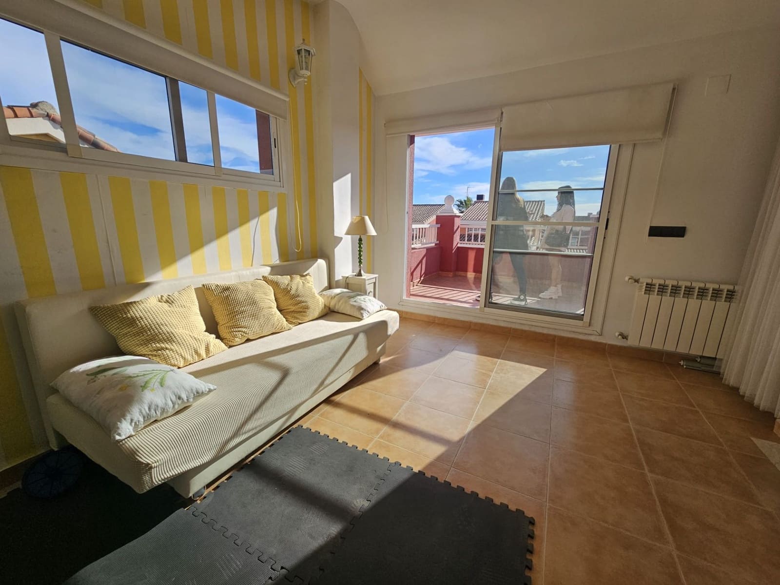 6 soveværelse Villa til salg i Moncada - € 450.000 (Ref: 9419001)