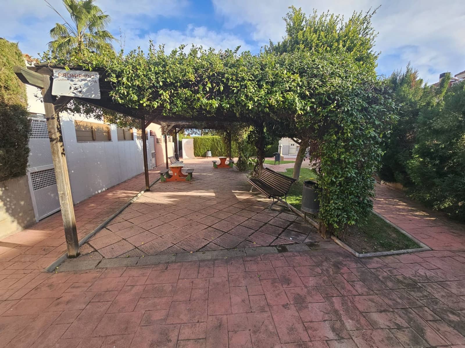 6 soveværelse Villa til salg i Moncada - € 450.000 (Ref: 9419001)