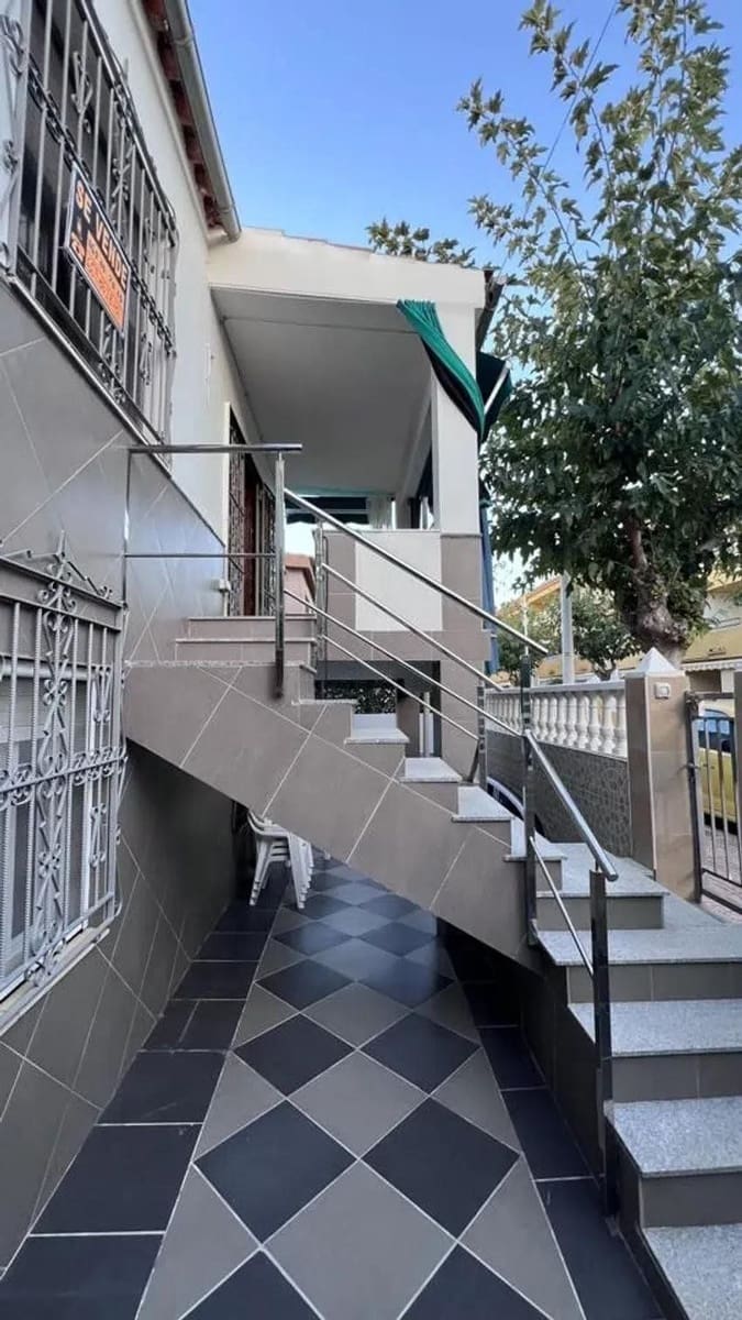 4 soveværelse Villa til salg i Oropesa  - € 239.000 (Ref: 9419002)