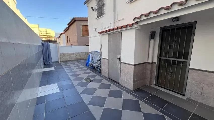 4 soveværelse Villa til salg i Oropesa  - € 239.000 (Ref: 9419002)