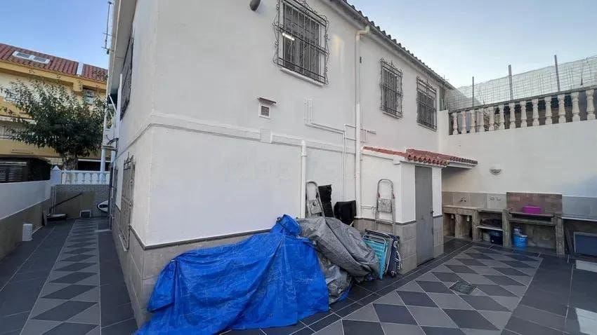 4 soveværelse Villa til salg i Oropesa  - € 239.000 (Ref: 9419002)