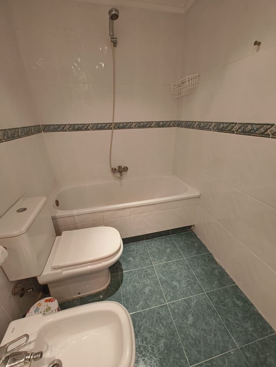 3 camera da letto Appartamento da affittare in Valencia citta - 1.600 € (Rif: 9419003)