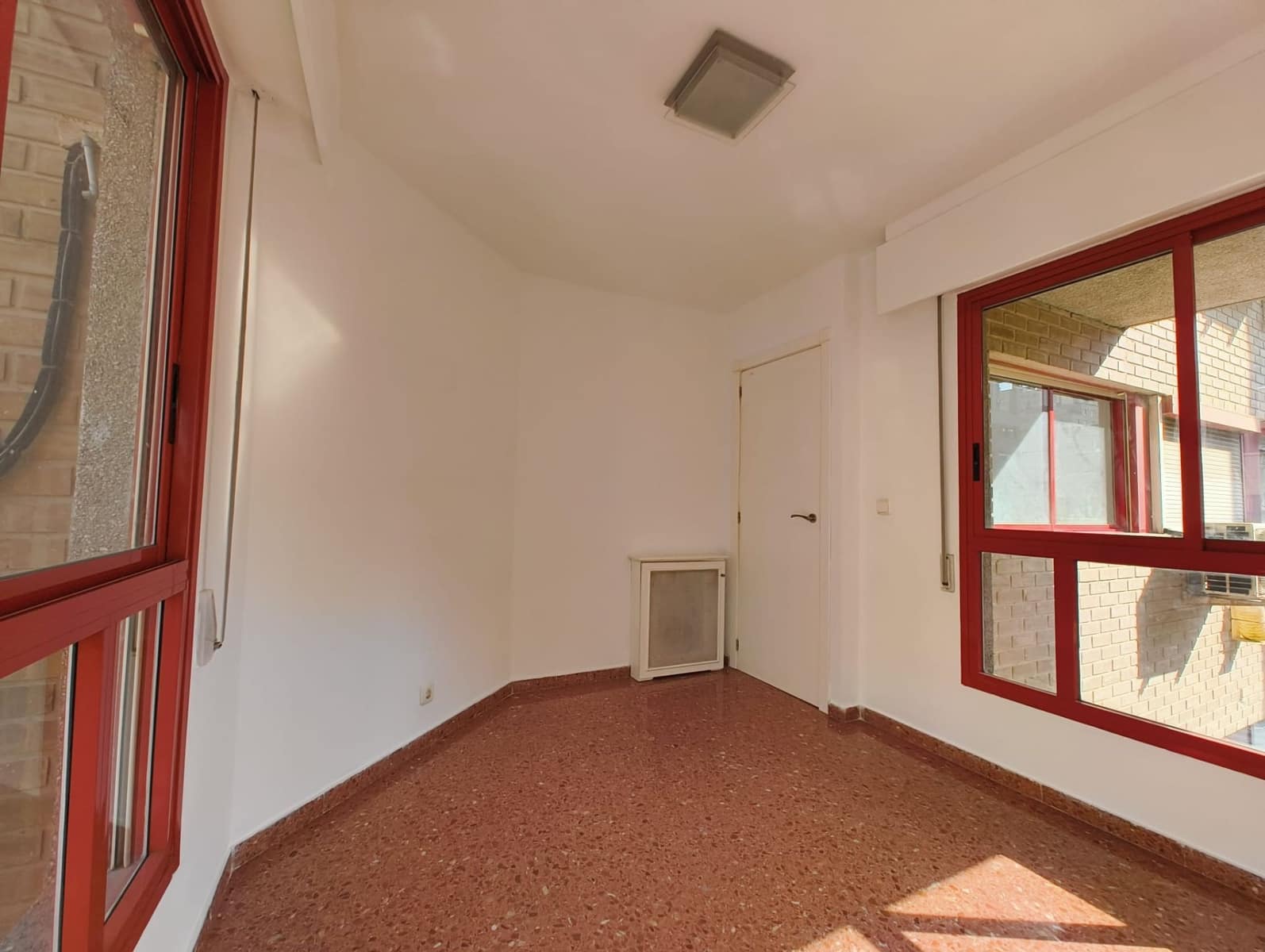 3 camera da letto Appartamento da affittare in Valencia citta - 1.600 € (Rif: 9419003)