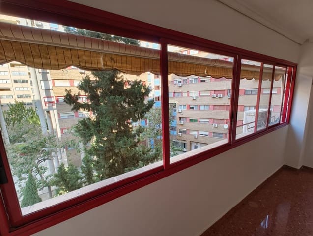 Piso de 3 habitaciones en Ciutat de les Arts i de les Ciencies, València ciudad en alquiler - 1.500 € (Ref: 9419003)