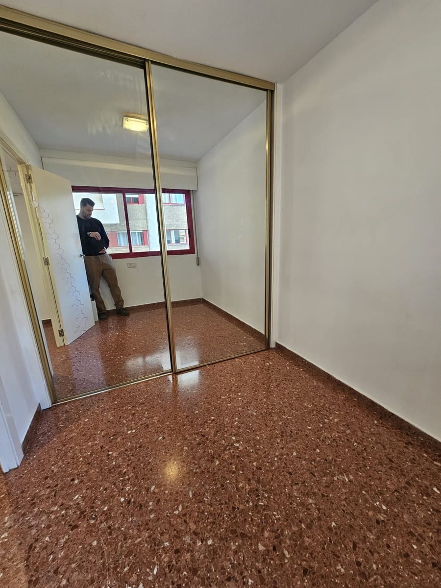 3 bedroom Flat for rent in Valencia city - € 1,500 (Ref: 9419003)