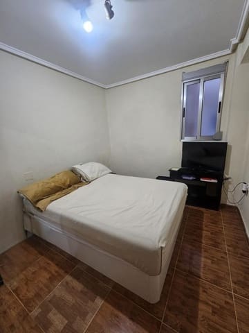 2 soveværelse Lejlighed til salg i Els Orriols, Valencia by - € 120.000 (Ref: 9419004)