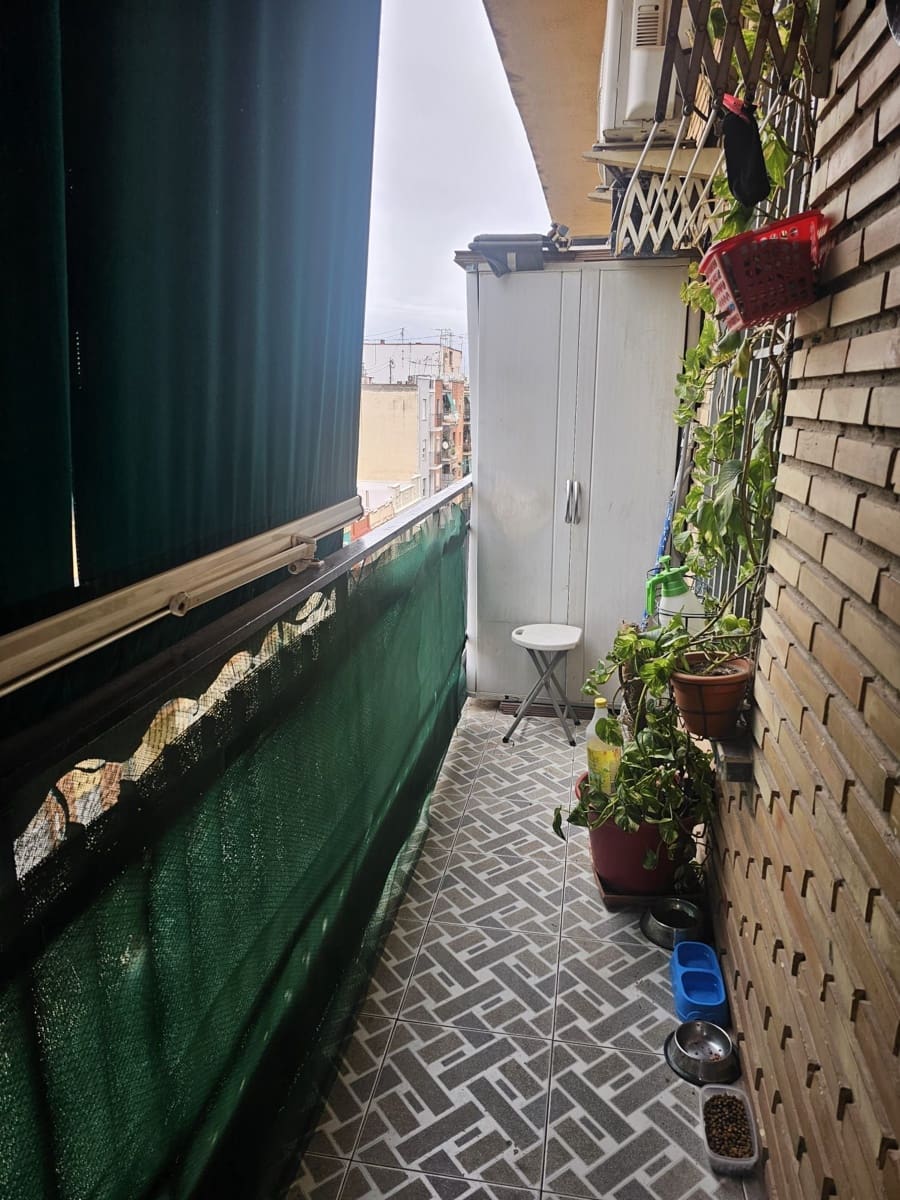 2 slaapkamer Flat te koop in Valencia stad - € 164.900 (Ref: 9426882)