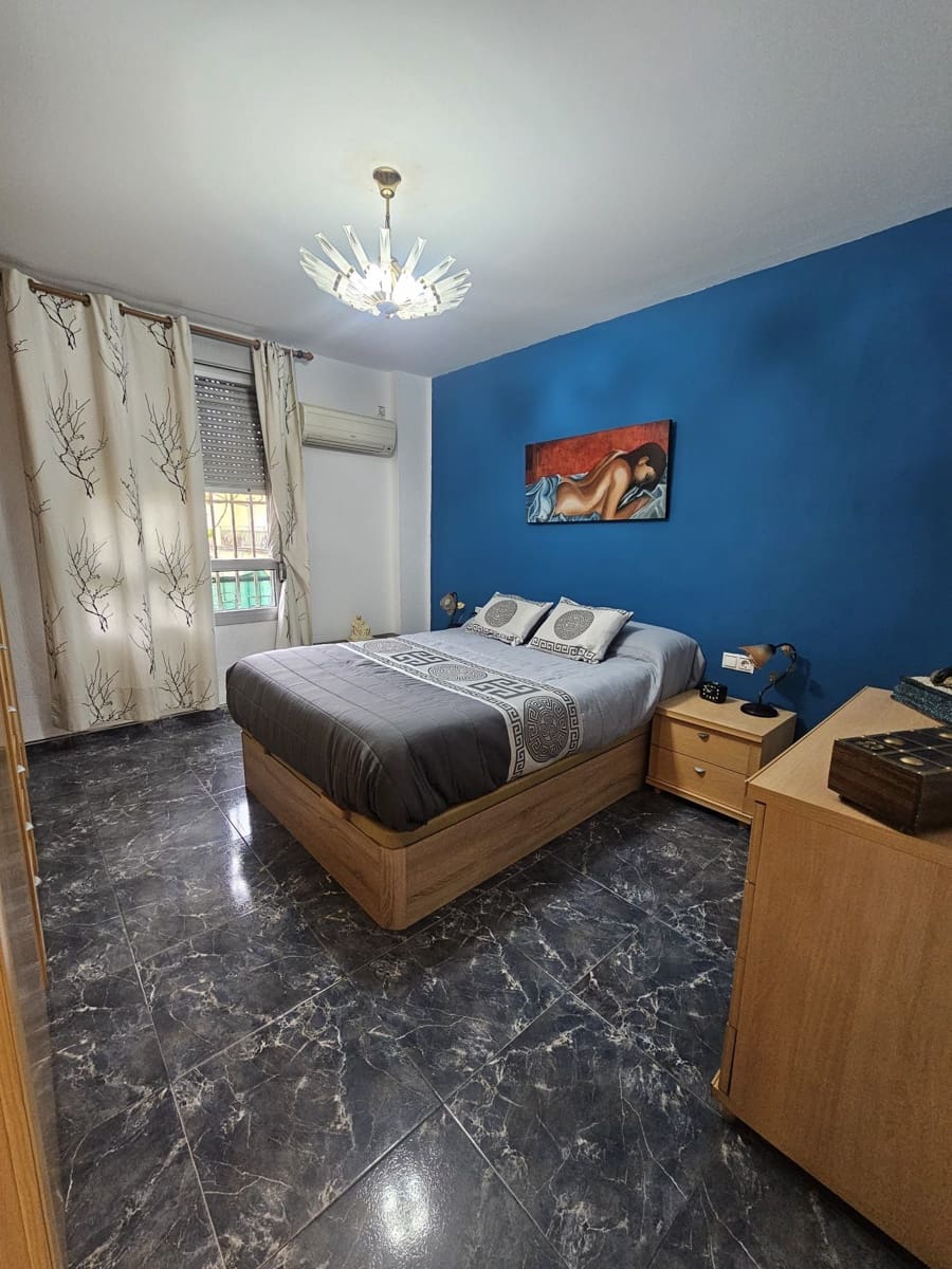 2 slaapkamer Flat te koop in Valencia stad - € 164.900 (Ref: 9426882)