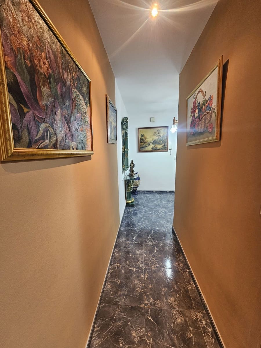 2 slaapkamer Flat te koop in Valencia stad - € 164.900 (Ref: 9426882)