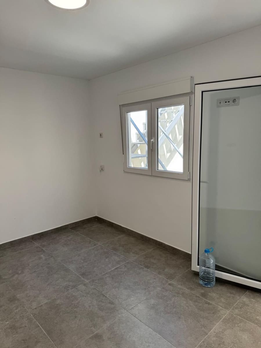 2 sovrum Villa till salu i Beniparrell - 215 000 € (Ref: 9430809)