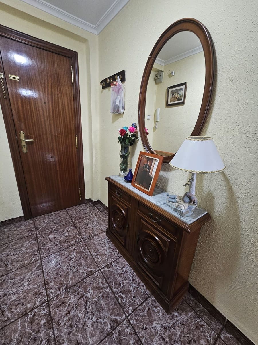 3 bedroom Flat for sale in Xirivella - € 160,000 (Ref: 9430810)