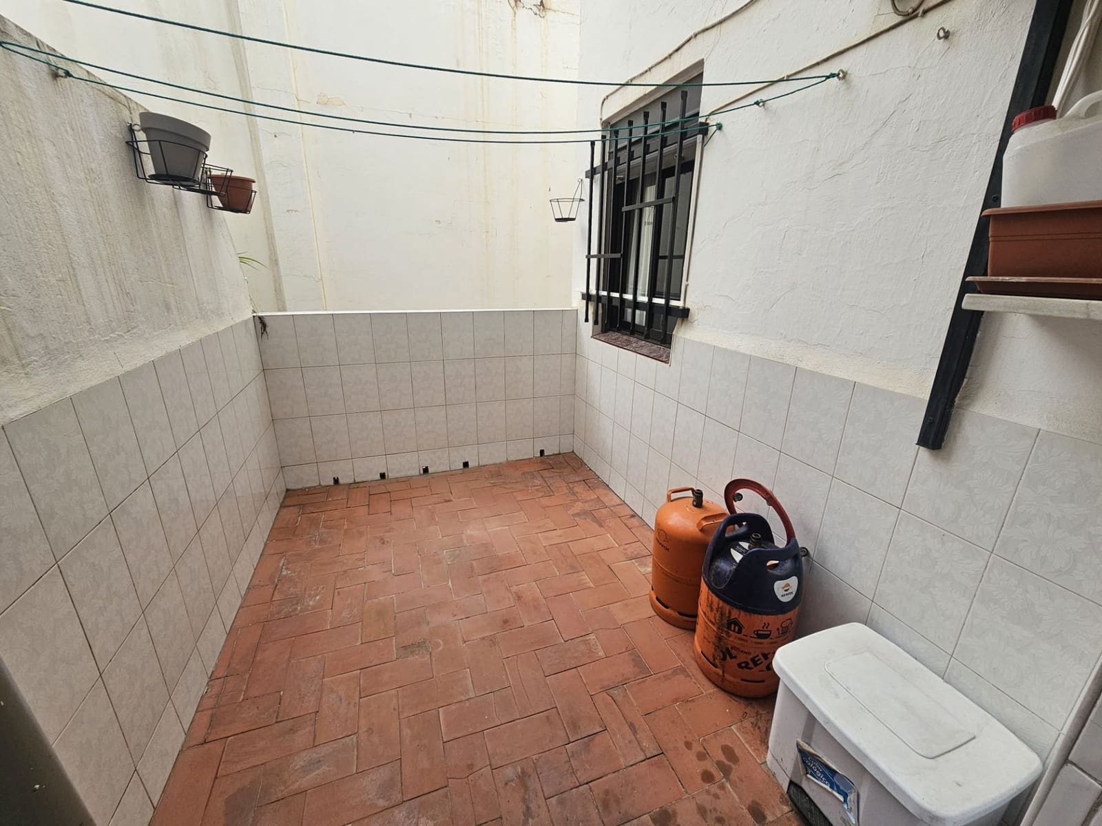 3 bedroom Flat for sale in Xirivella - € 160,000 (Ref: 9430810)