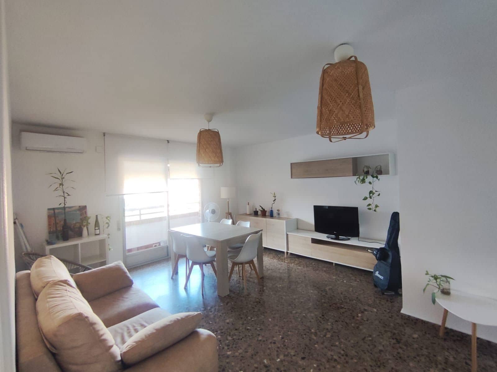 3 slaapkamer Flat te huur in Valencia stad - € 1.200 (Ref: 9433060)