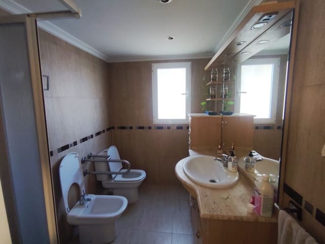 3 sypialnia Mieszkanie do wynajęcia w Torrefiel, Miasto Walencja - 1 200 € (Ref: 9433060)