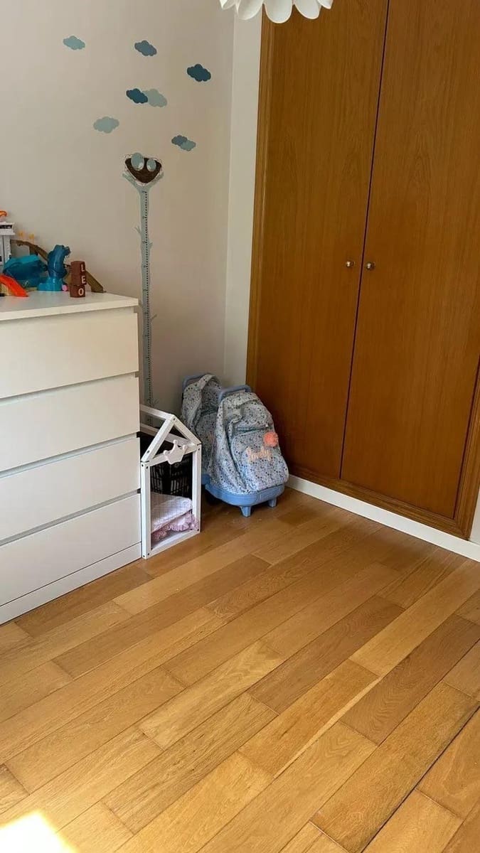 4 soveværelse Villa til salg i Godelleta med garage - € 279.000 (Ref: 9439486)