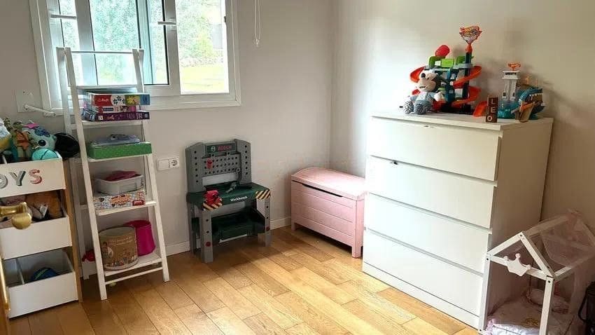 4 soveværelse Villa til salg i Godelleta med garage - € 279.000 (Ref: 9439486)