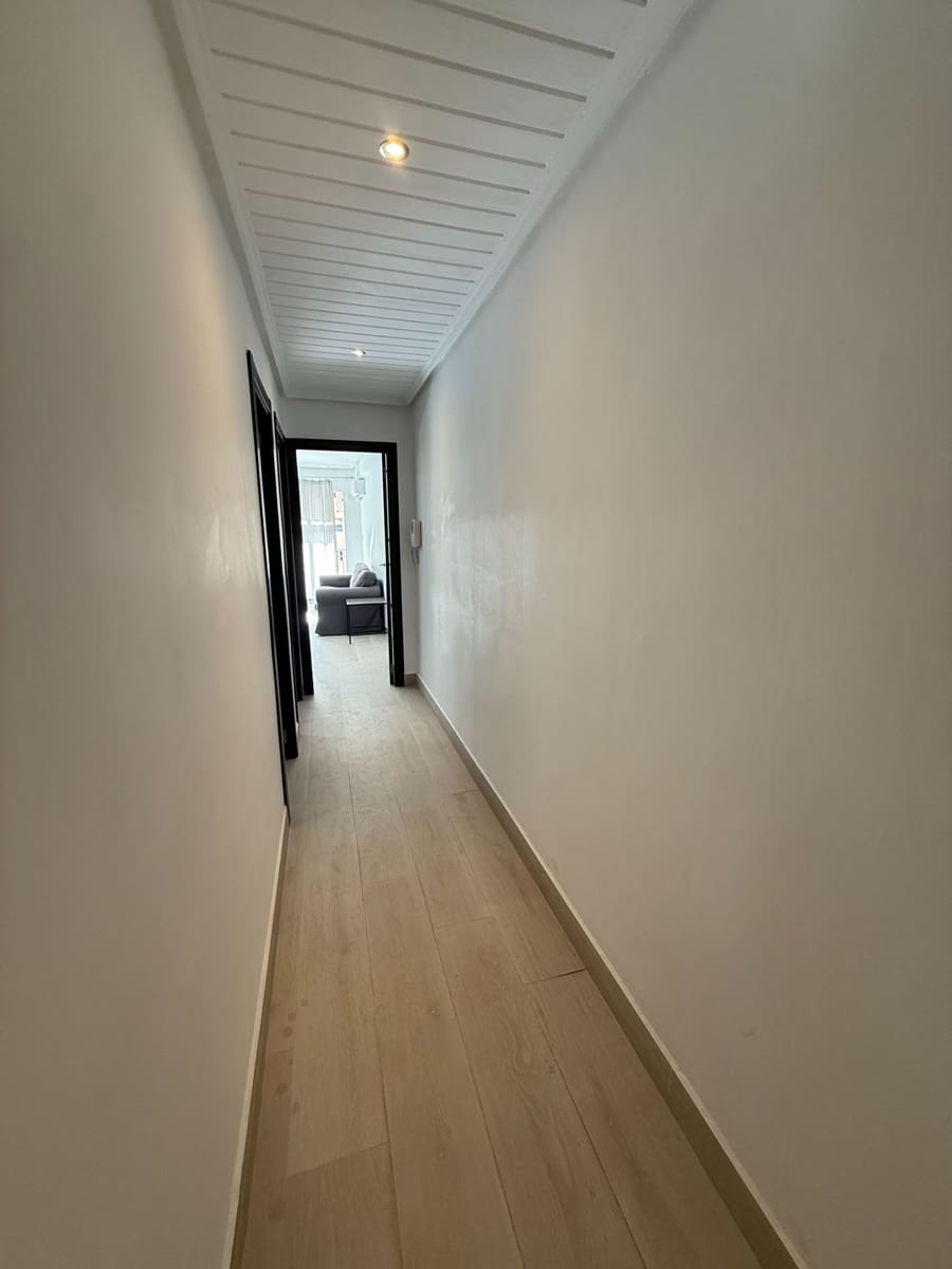 3 makuuhuone Asunto vuokrattavana paikassa Valencia kaupunki - 1 400 € (Ref: 9443054)