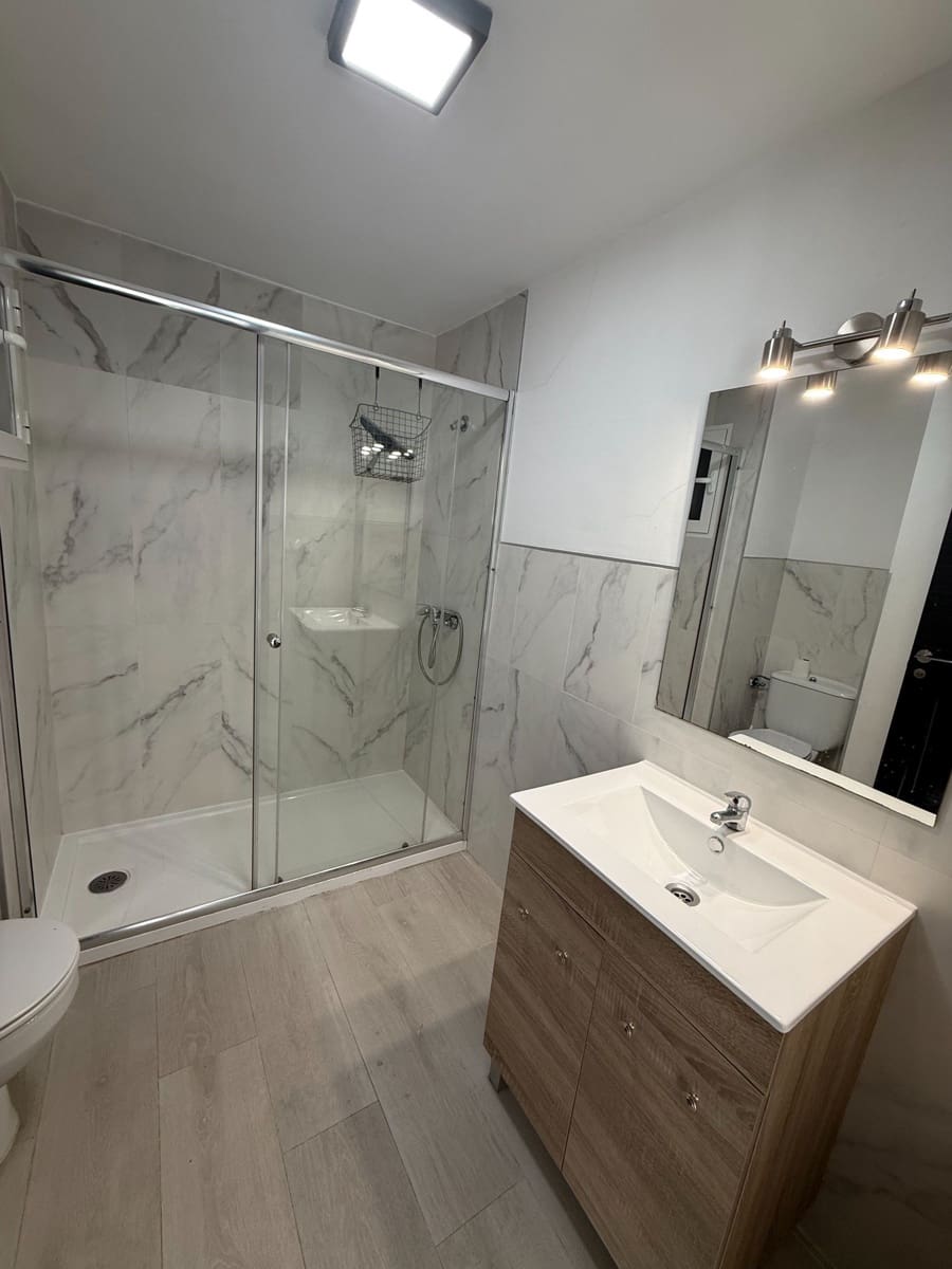 3 makuuhuone Asunto vuokrattavana paikassa Valencia kaupunki - 1 400 € (Ref: 9443054)