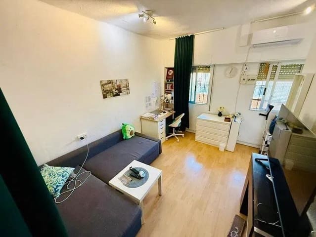 2 soverom Leilighet til salgs i Benicalap, Valencia by - € 135 000 (Ref: 9448620)