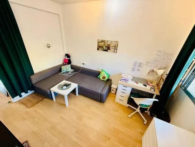 2 soverom Leilighet til salgs i Benicalap, Valencia by - € 135 000 (Ref: 9448620)