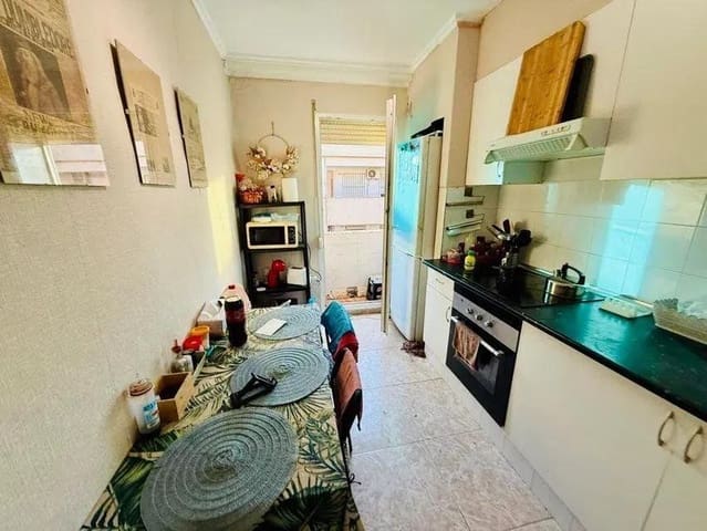 2 soverom Leilighet til salgs i Benicalap, Valencia by - € 135 000 (Ref: 9448620)