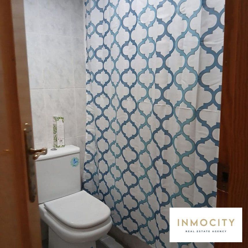 3 makuuhuone Asunto vuokrattavana paikassa Valencia kaupunki mukana 
autotalli - 1 300 € (Ref: 9451796)