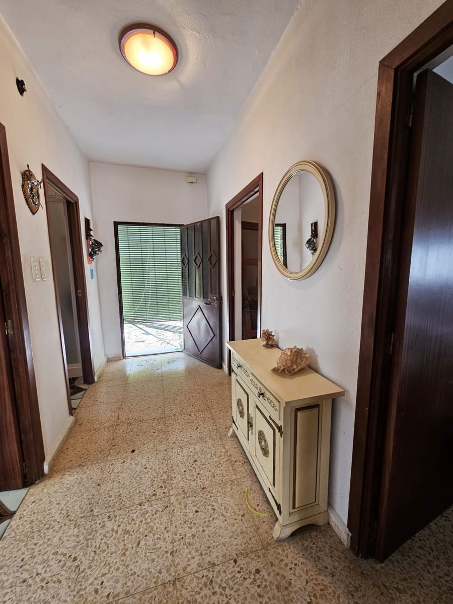 3 Zimmer Villa zu verkaufen in Montroy mit Pool - 170.000 € (Ref: 9452578)