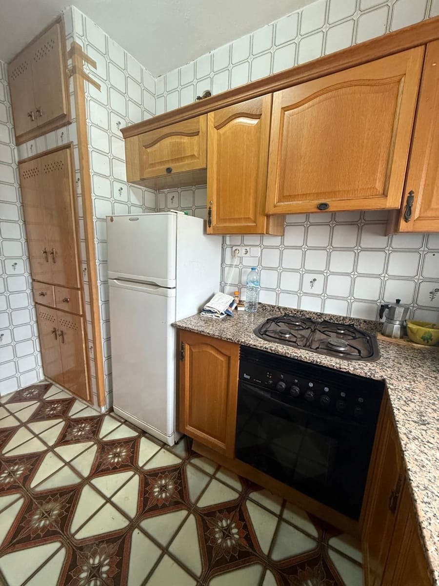 3 Zimmer Villa zu verkaufen in Montroy mit Pool - 170.000 € (Ref: 9452578)