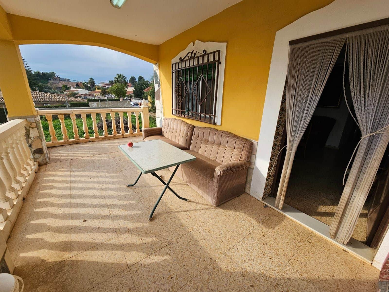 3 Zimmer Villa zu verkaufen in Montroy mit Pool - 170.000 € (Ref: 9452578)