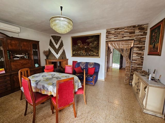 3 Zimmer Villa zu verkaufen in Montroy mit Pool - 170.000 € (Ref: 9452578)