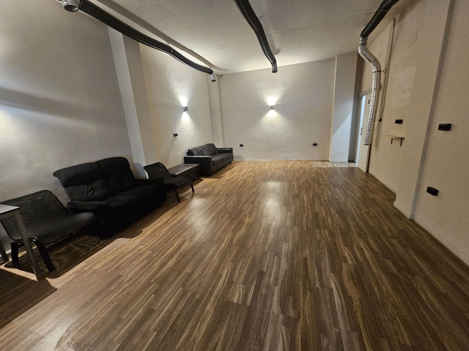 Comercial para venda em Valencia cidade - 148 000 € (Ref: 9455858)