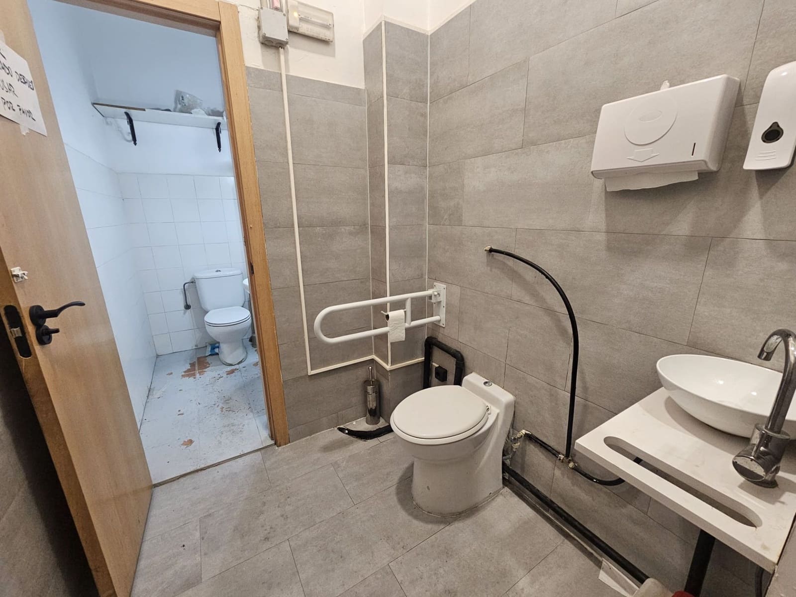 Comercial para venda em Valencia cidade - 148 000 € (Ref: 9455858)