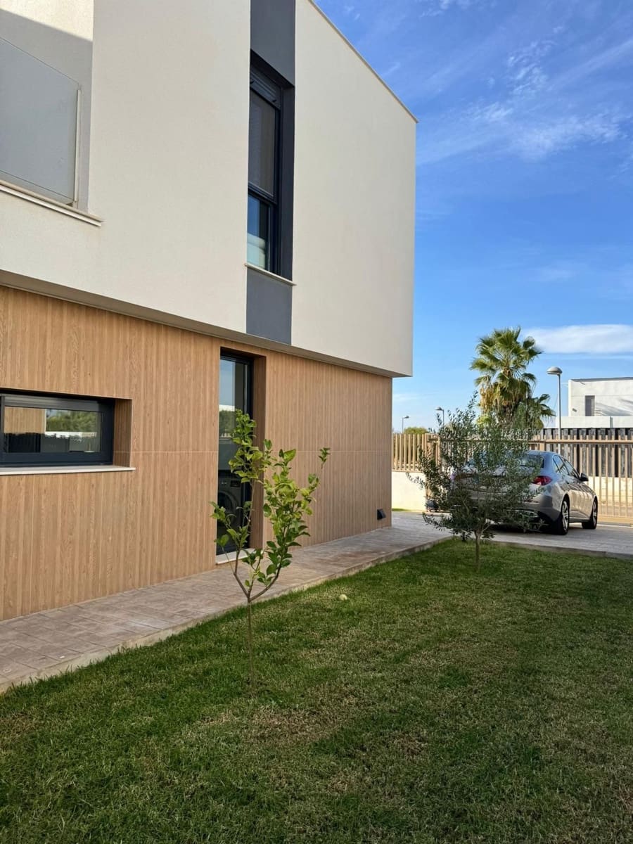 Chalet de 4 habitaciones en Bétera en venta - 650.000 € (Ref: 9461121)