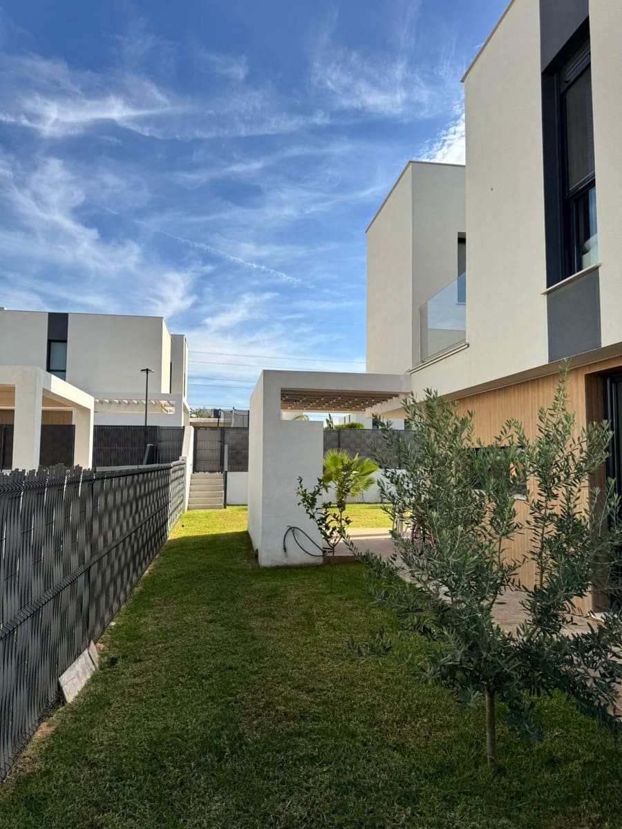 Chalet de 4 habitaciones en Bétera en venta - 650.000 € (Ref: 9461121)