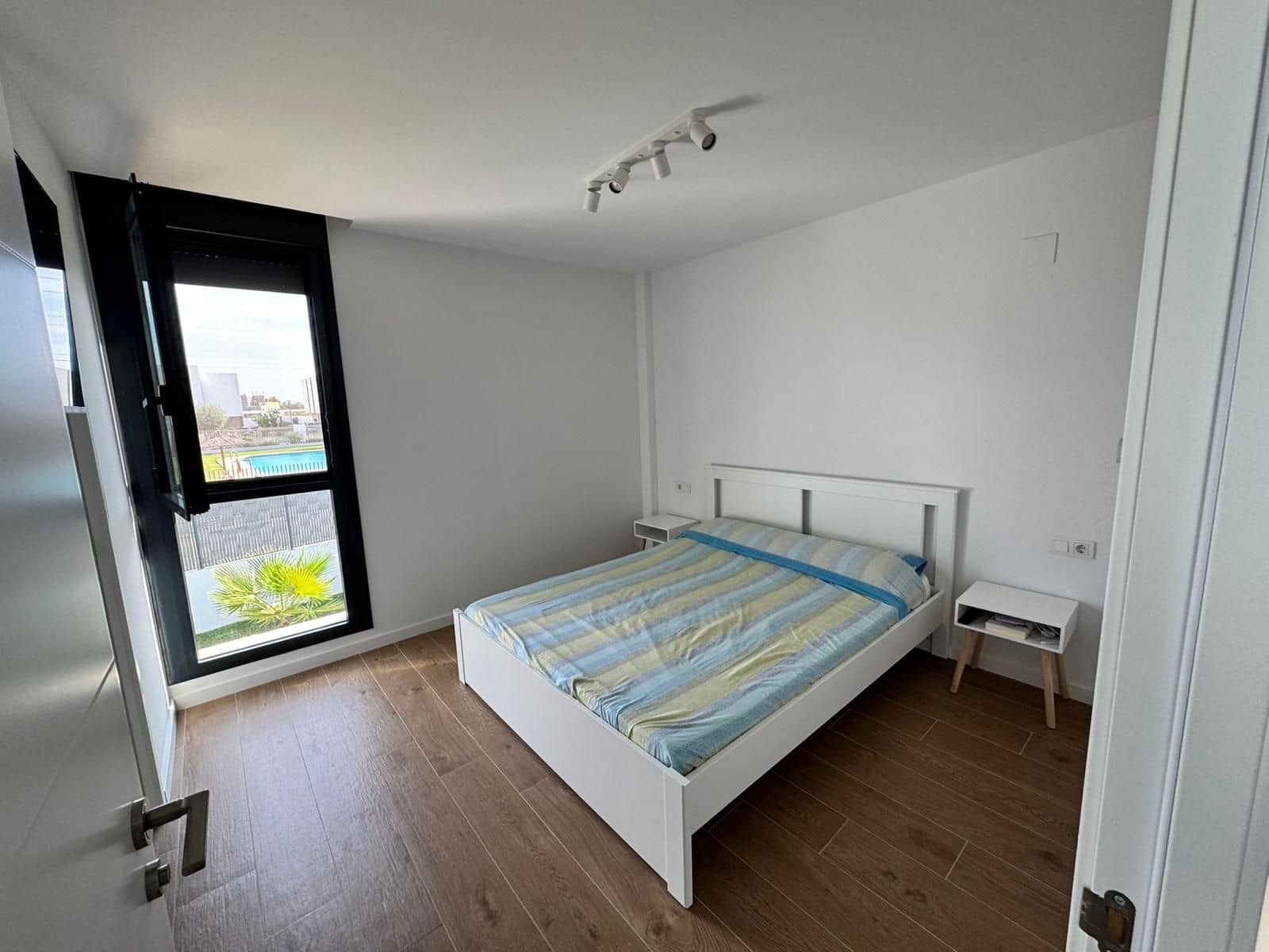 Chalet de 4 habitaciones en Bétera en venta - 650.000 € (Ref: 9461121)