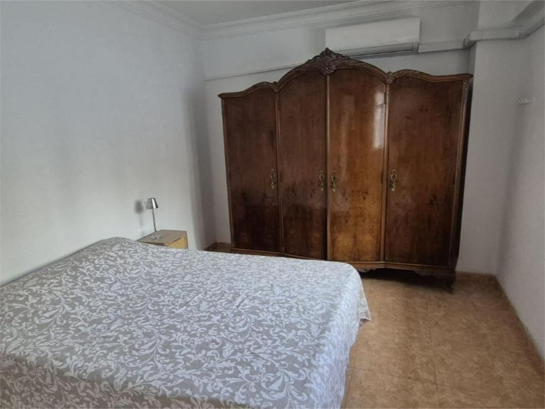 2 slaapkamer Flat te huur in Valencia stad - € 1.100 (Ref: 9465201)
