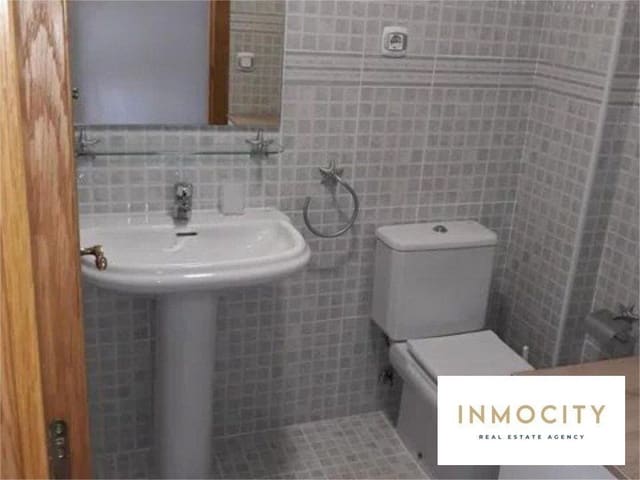 3 slaapkamer Flat te huur in Sagunto / Sagunt - € 1.100 (Ref: 9465202)