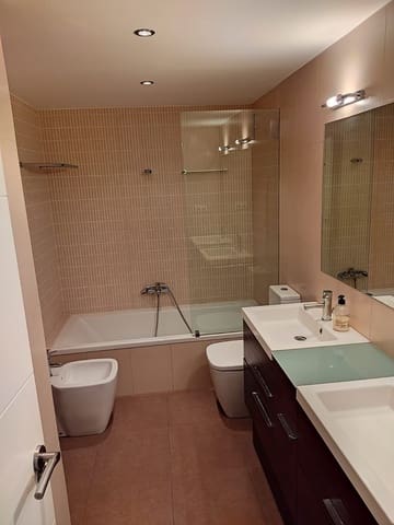 Piso de 2 habitaciones en Mestalla, València ciudad en alquiler con garaje - 1.400 € (Ref: 9465204)