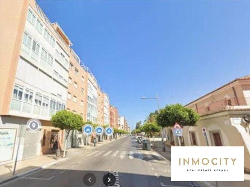 3 sovrum Lägenhet att hyra i Valencia stad - 1 100 € (Ref: 9470316)