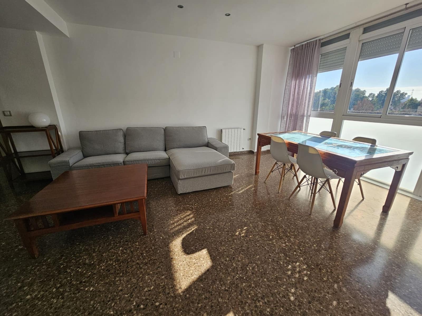 3 sovrum Lägenhet att hyra i Valencia stad - 1 100 € (Ref: 9470316)