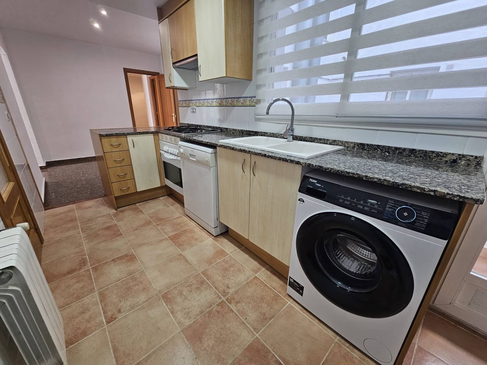 3 sovrum Lägenhet att hyra i Valencia stad - 1 100 € (Ref: 9470316)