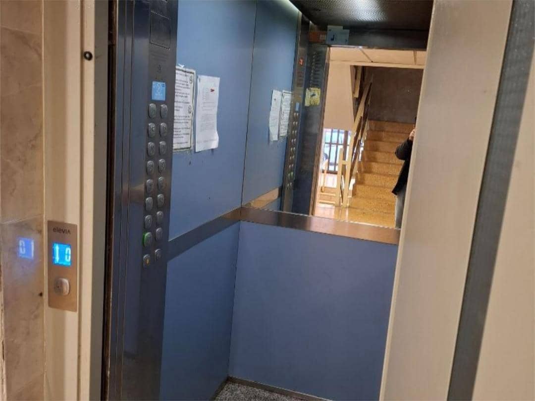 3 bedroom Flat for sale in Valencia city - € 230,000 (Ref: 9532114)